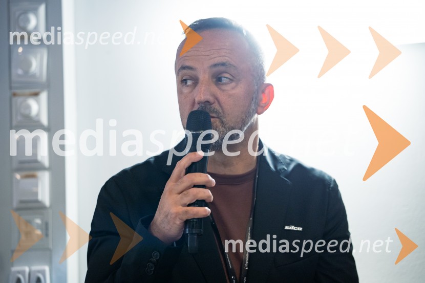 DigitalniUm, Digitalni preskok v proizvodnji