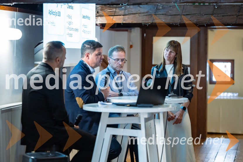DigitalniUm, Digitalni preskok v proizvodnji