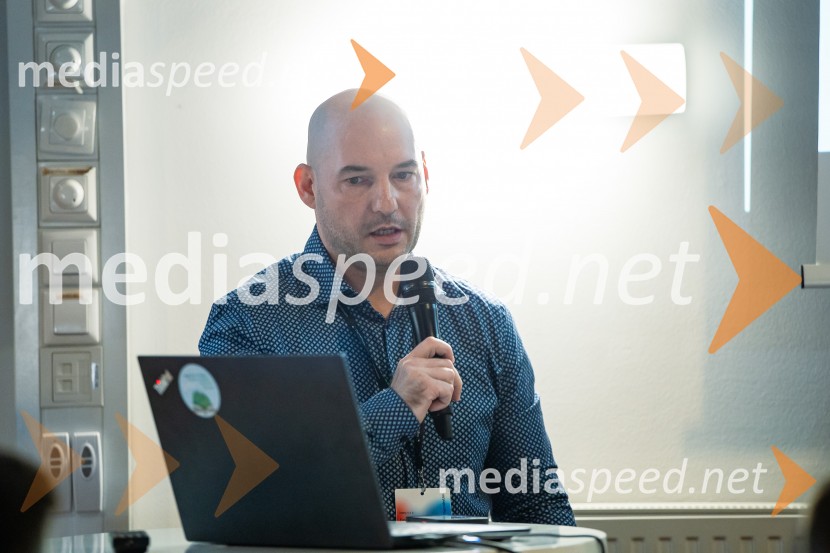DigitalniUm, Digitalni preskok v proizvodnji