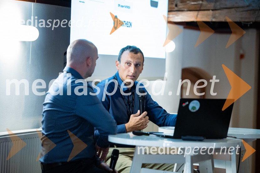 DigitalniUm, Digitalni preskok v proizvodnji