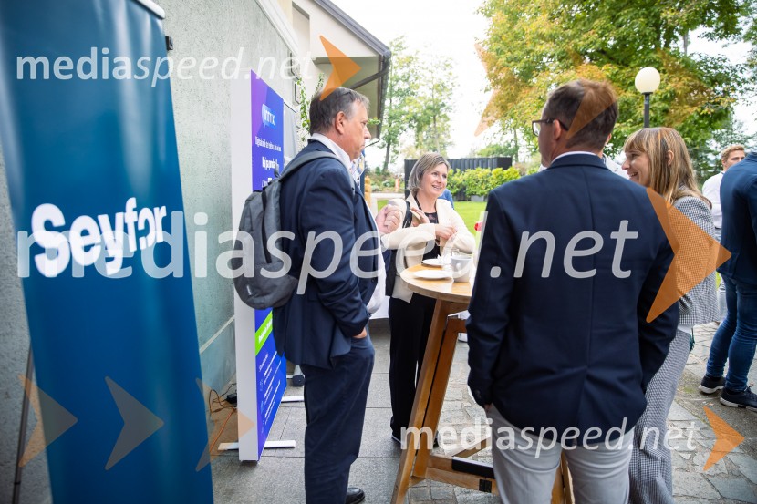 DigitalniUm, Digitalni preskok v proizvodnji