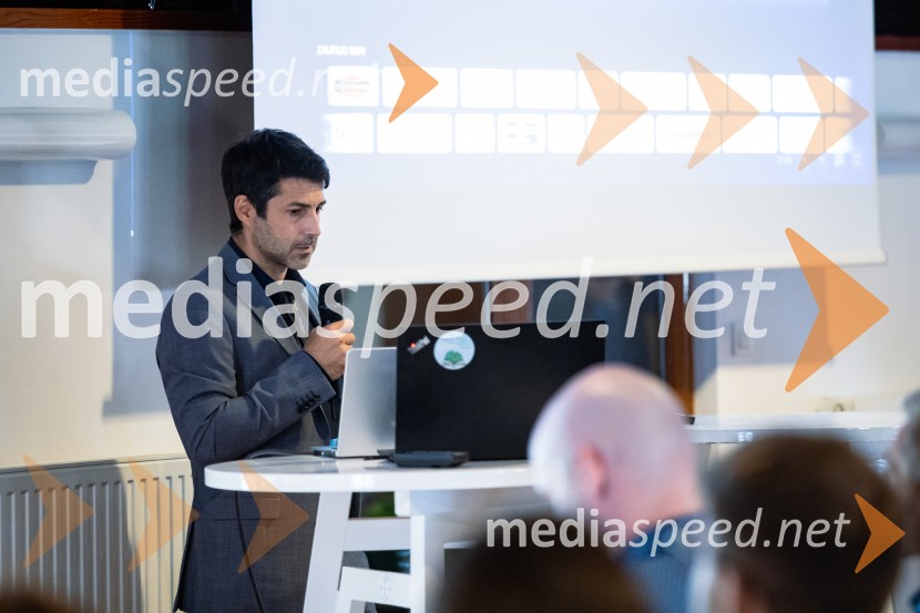 DigitalniUm, Digitalni preskok v proizvodnji