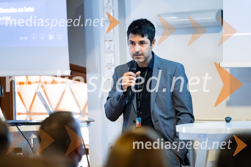 DigitalniUm, Digitalni preskok v proizvodnji
