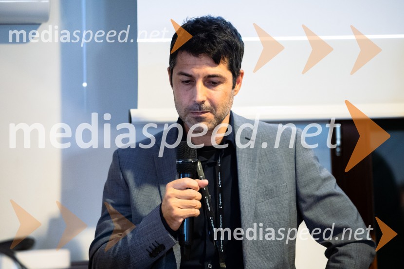 DigitalniUm, Digitalni preskok v proizvodnji