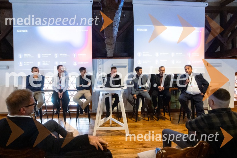 DigitalniUm, Digitalni preskok v proizvodnji