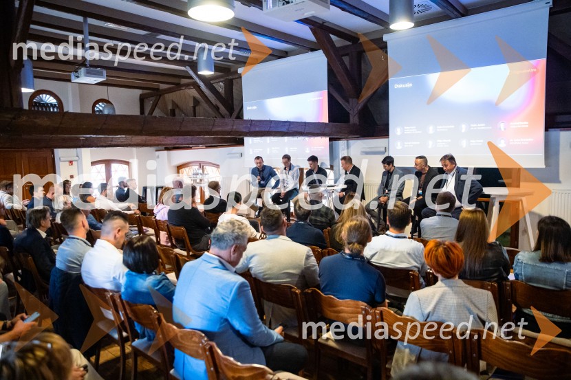 DigitalniUm, Digitalni preskok v proizvodnji