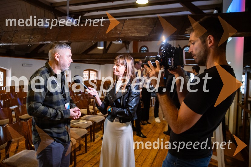 DigitalniUm, Digitalni preskok v proizvodnji