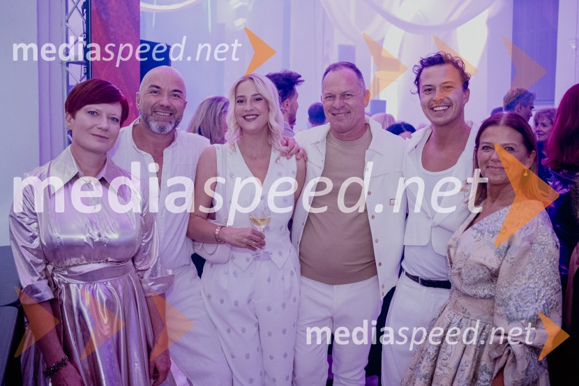  ... ;  ... ;  Lucija Vrankar, radio FRAJER, televizijska voditeljica, ;  ... ;  ... ;  ... CLUB DH, modni dogodek mariborskega oblikovalca Davida Hojnika