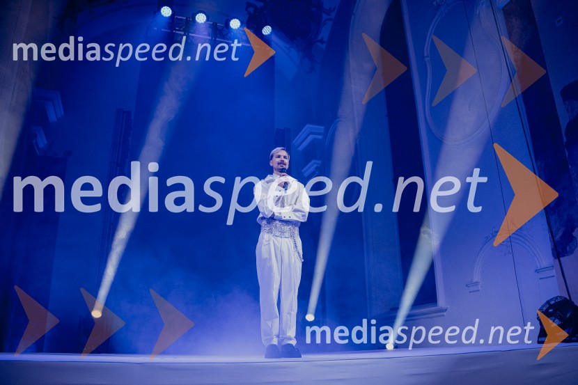 David Hojnik, modni oblikovalec DH fashionCLUB DH, modni dogodek mariborskega oblikovalca Davida Hojnika