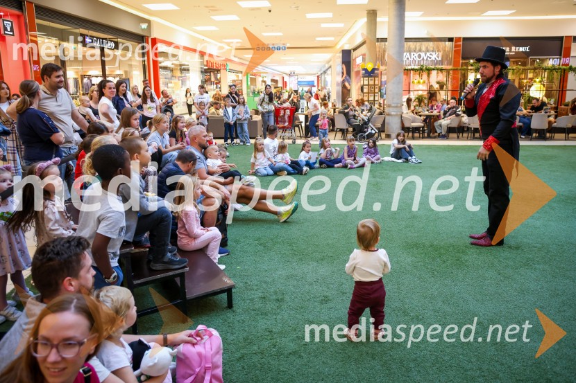 Maček Muri zavzel Citycenter in navdušil najmlajše