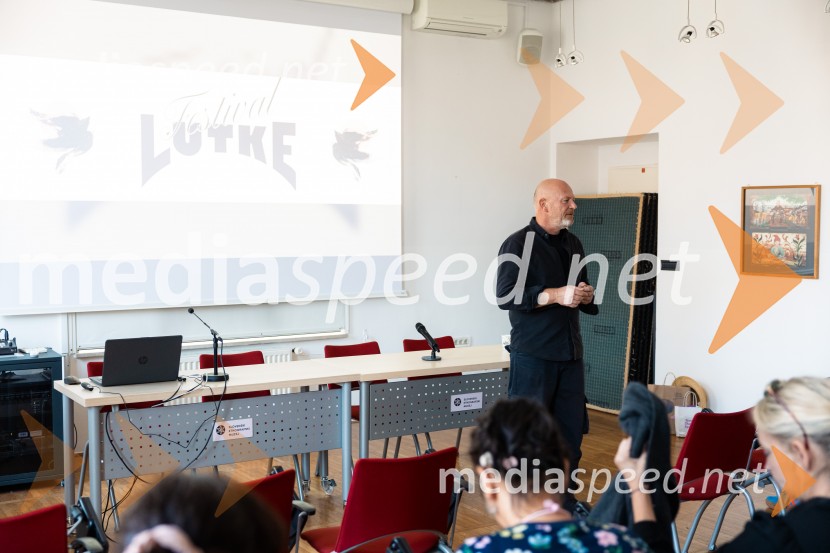  Uroš Korenčan, direktor LGL (Lutkovno gledališče Ljubljana)Ljubljana četrti dan v znamenju Festivala LUTKE 2026