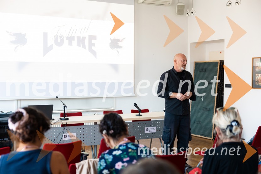  Uroš Korenčan, direktor LGL (Lutkovno gledališče Ljubljana)Ljubljana četrti dan v znamenju Festivala LUTKE 2026