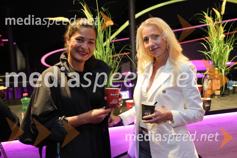Maribox v znamenju premiere Resnice o Verity