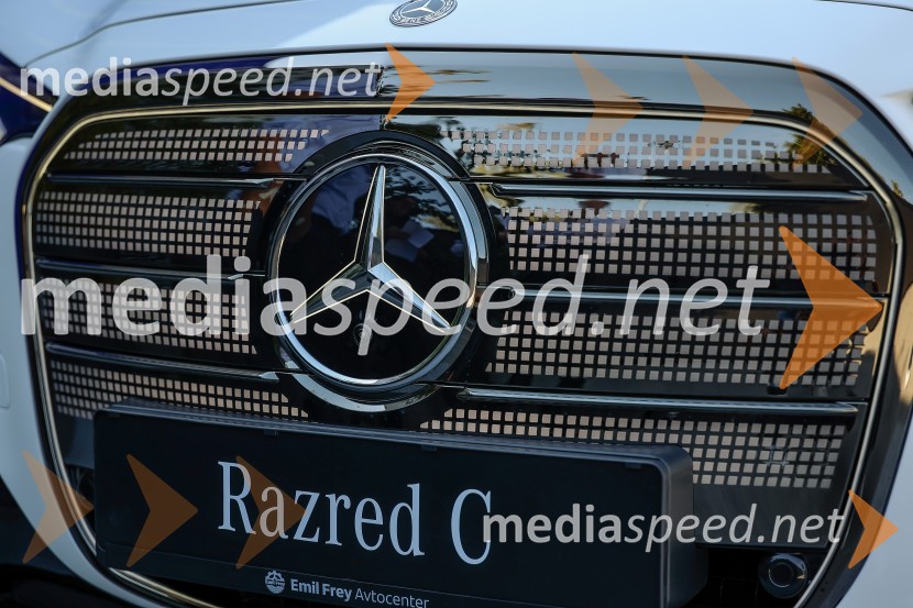 Novinarska konferenca za električni razred C