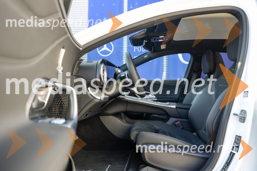 Novinarska konferenca za električni razred C