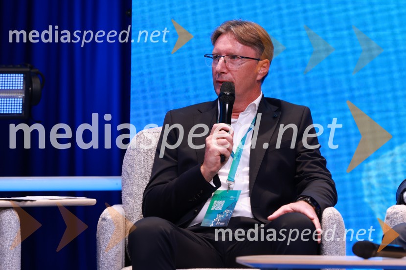 Managerski kongres 2026 v znamenju nove inteligence vodenja