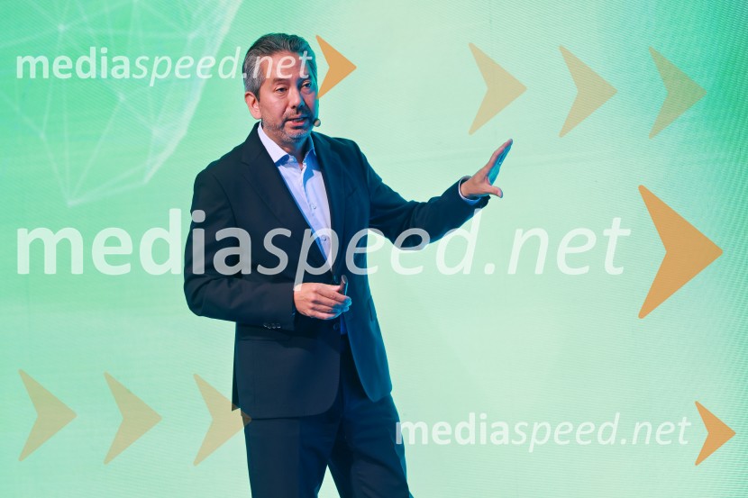  Glenn  Schmidt, Podpredsednik za globalni trajnostni razvoj skupine BMW Managerski kongres 2026, petek