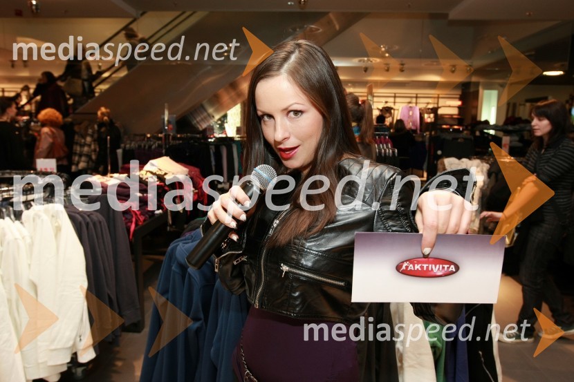 Suzana Savič, moderatorkaNew Yorker, odprtje prenovljene trgovine v Cityparku Ljubljana