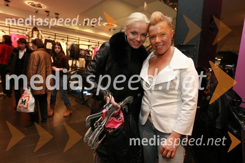 Katja Fašink, pevka in vizažistka in Majda Vrhovnik, PR trgovine New Yorker in direktorica M.V. d.o.o.New Yorker, odprtje prenovljene trgovine v Cityparku Ljubljana