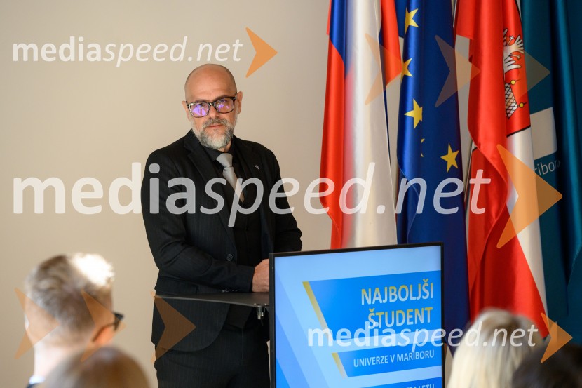 Najboljši študent Univerze v Mariboru v študijskem letu 2025/2026 je Nejc Podkoritnik