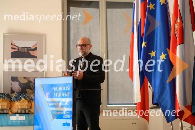 Najboljši študent Univerze v Mariboru v študijskem letu 2025/2026 je Nejc Podkoritnik