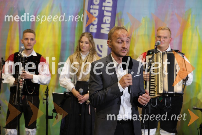Osem programov Radia Slovenija združilo moči na koncertu Uglašeni
