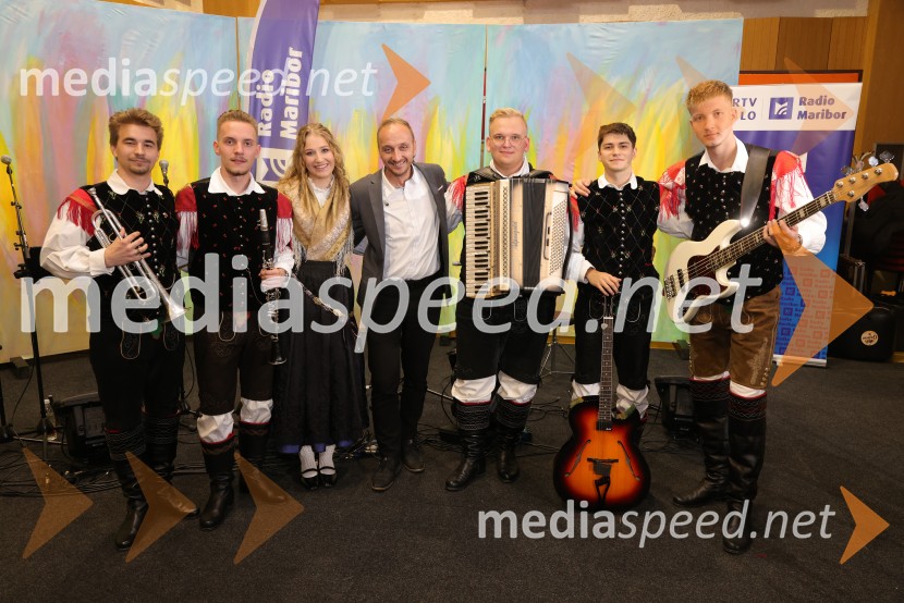 Osem programov Radia Slovenija združilo moči na koncertu Uglašeni