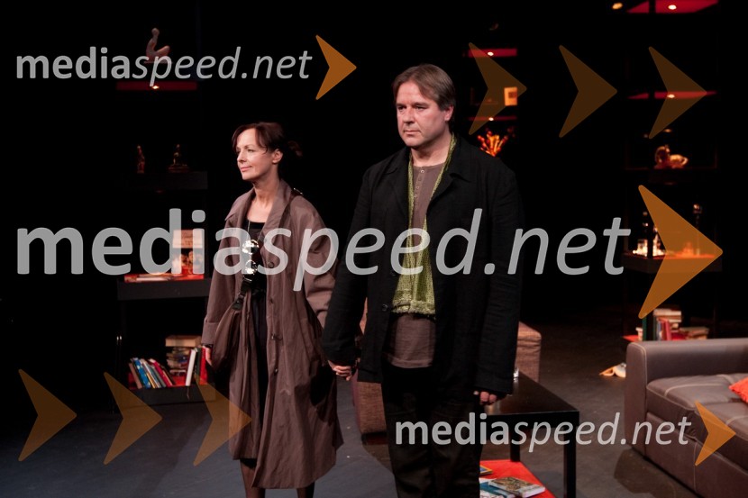 Bernarda Oman, igralka in Jožef Ropoša, igralec, poklonMali zakonski zločini, premiera drame v MGL