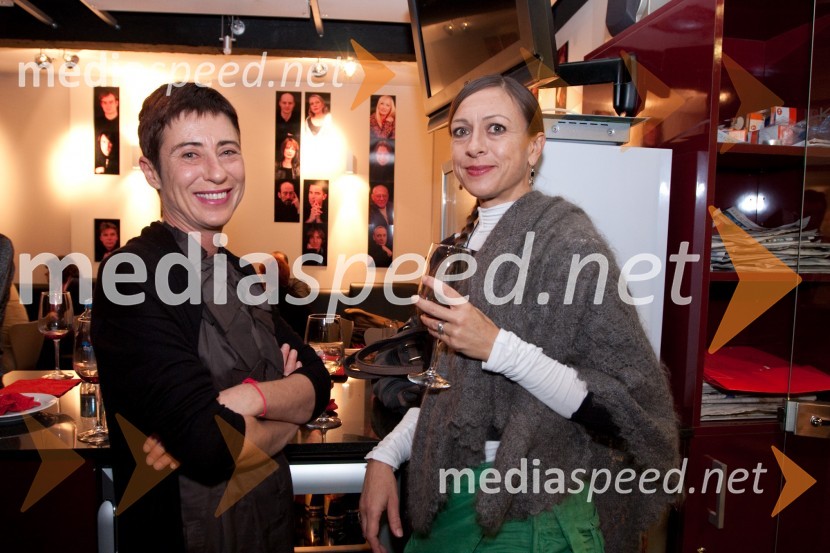 Jerneja Jambrek, kostumografinja in Maruša Geymayer-Oblak, igralkaMali zakonski zločini, premiera drame v MGL