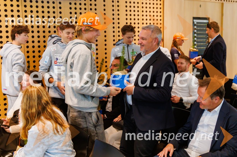 Predstavitev reprezentanc Slovenske smučarske zveze za sezono 2026/2027