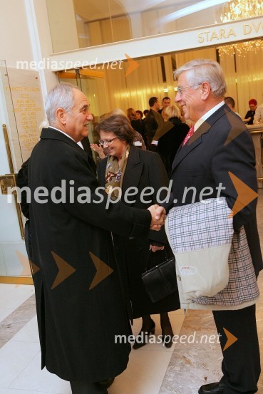 Rudi Moge, nekdanji poslanec DZ in predsednik sveta SNG Maribor ter ...Netopir, premiera operete v SNG Maribor