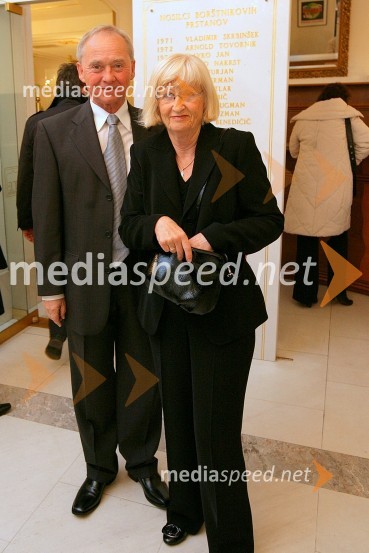 Dr. Alojz Križman in soproga RenataNetopir, premiera operete v SNG Maribor