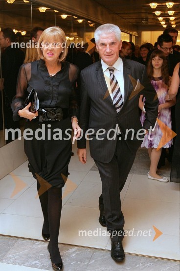 Ludvik Toplak, nekdanji rektor mariborske univerze in soproga Edita Benko ToplakNetopir, premiera operete v SNG Maribor