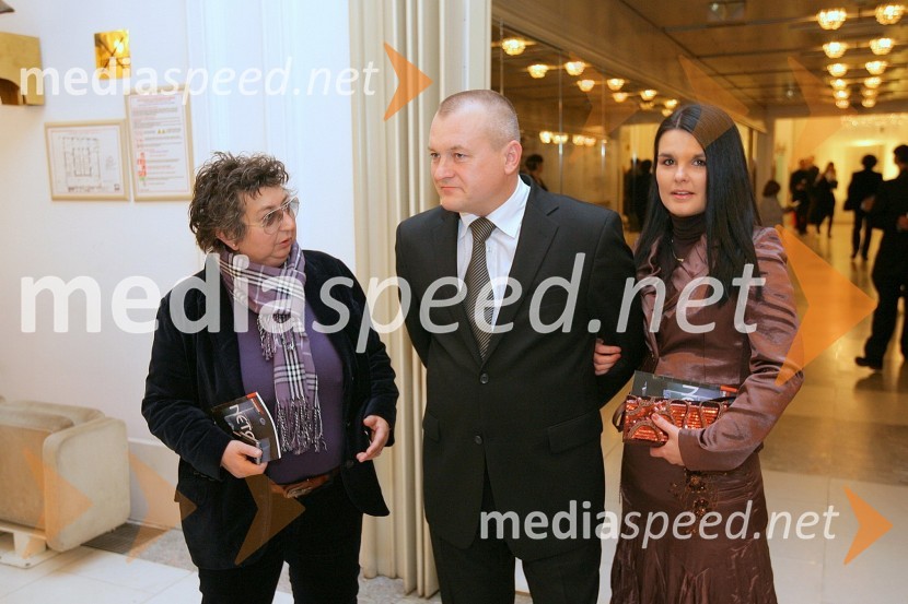 Dragica Petrovič, producentka in režiserka, Franc Kangler, župan Maribora ter soproga TanjaNetopir, premiera operete v SNG Maribor