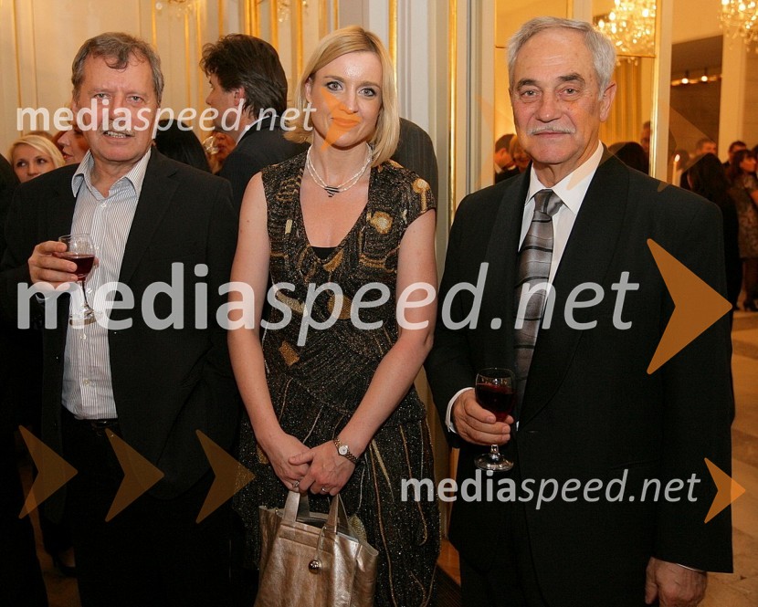 Mile Šetinc, lobist, Mojca Pašek, novinarka RTV Slovenija in Rudi Moge, nekdanji poslanec DZ ter predsednik sveta SNG MariborNetopir, premiera operete v SNG Maribor