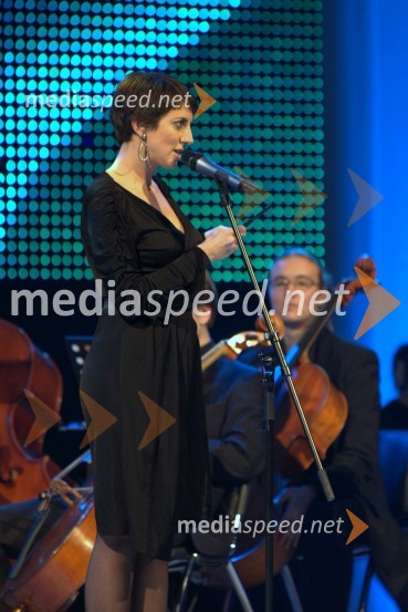 Gordana Sredojevič Goga, urednica revij Obrazi in EvaPolitični obraz leta 2009 je Katarina Kresal