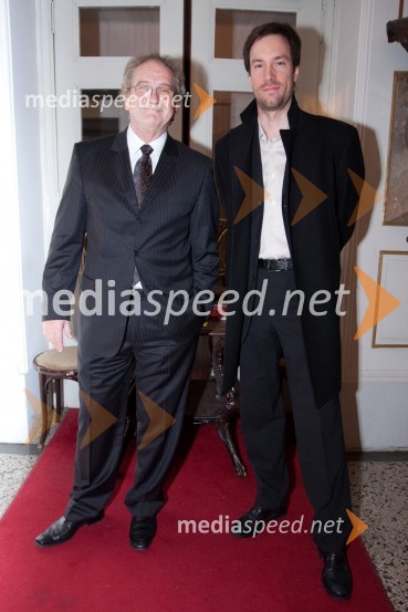 Ivo Ban, ravnatelj SNG Drama Ljubljana in Jaš Otrin, umetniški vodja SNG Opere in baleta LjubljanaGledališki direktor/Ženitna pogodba, premiera opere SNG Opera in balet Ljubljana