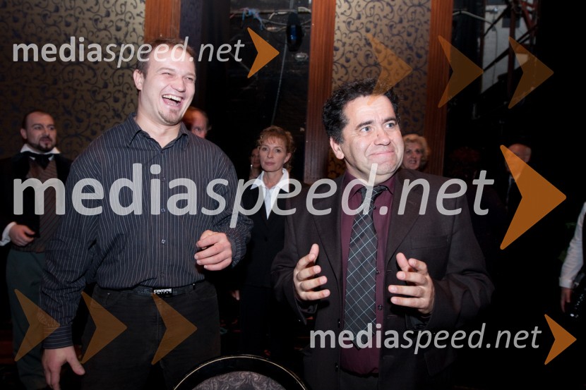 Matej Vovk, operni pevec in Andrej Debevec, operni pevecGledališki direktor/Ženitna pogodba, premiera opere SNG Opera in balet Ljubljana