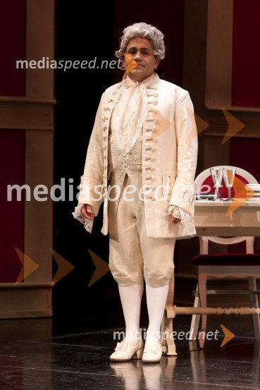 Andrej Debevec, operni pevecGledališki direktor/Ženitna pogodba, premiera opere SNG Opera in balet Ljubljana