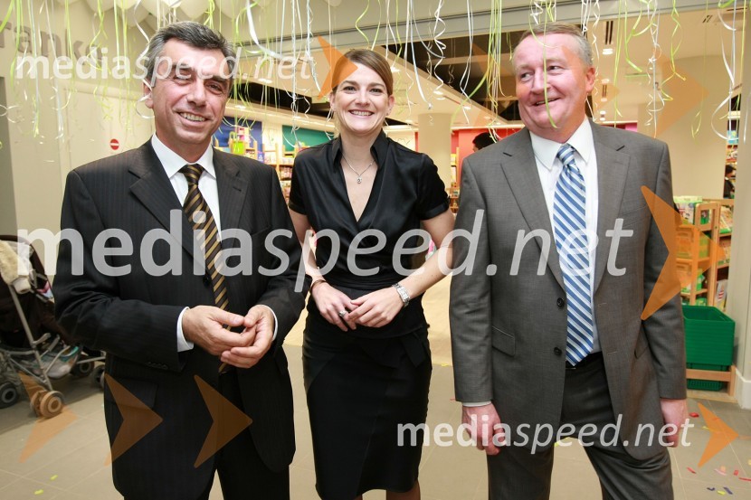 John Skovolas, poslovno razvojni direktor, Mothercare, Alin Podgornik, Marks & Spencer in ...Mothercare, otvoritev trgovine v BTC Ljubljana