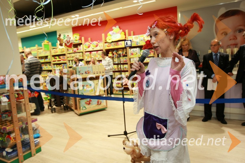 Katja Mlakar kot Pika NogavičkaMothercare, otvoritev trgovine v BTC Ljubljana