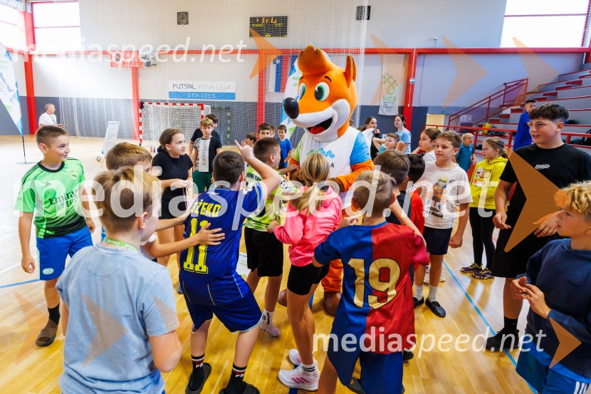 Športno dopoldne z Vesno Ponorac razgibalo učence OŠ Škofije