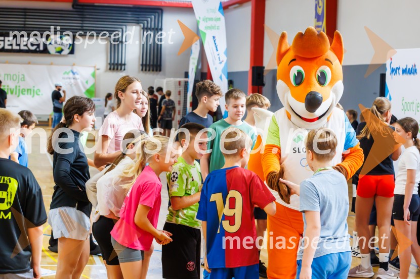 Športno dopoldne z Vesno Ponorac razgibalo učence OŠ Škofije