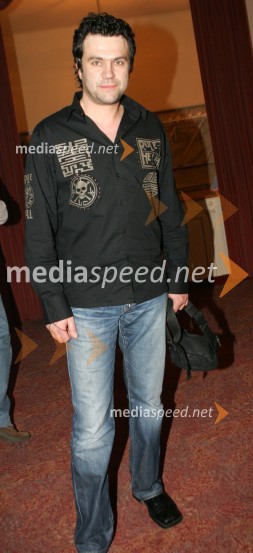 Alen Vitasović, hrvaški pevecDora 2006, hrvaški izbor za pesem evrovizije