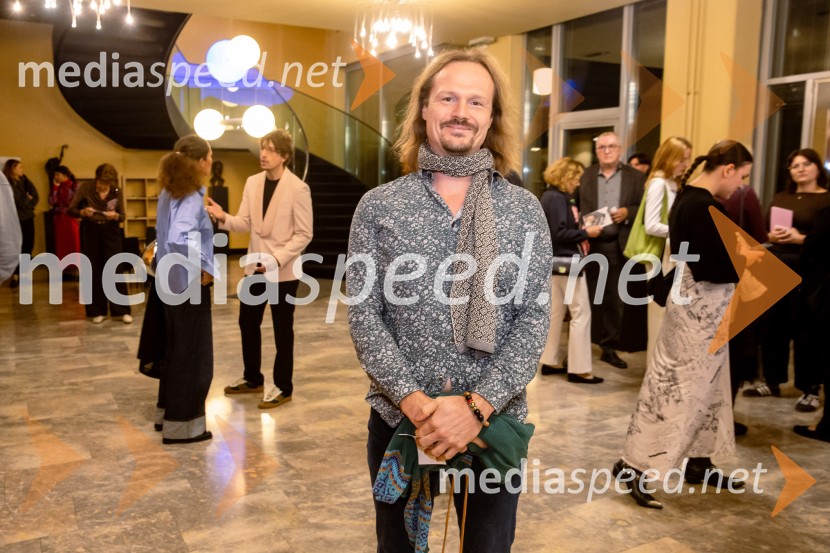 Prima facie, premiera, Mestno gledališče ljubljansko