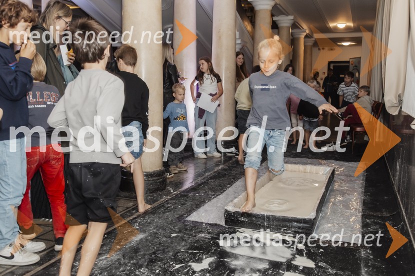 Festival Hokus Pokus s Klemnom Janežičem navdušil mlade raziskovalce