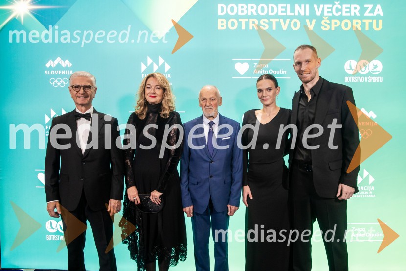 Dobrodelni večer OKS-ja z odbojkarjem Tinetom Urnautom