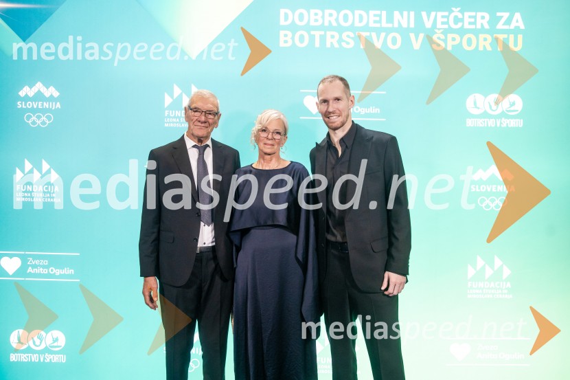 Dobrodelni večer OKS-ja z odbojkarjem Tinetom Urnautom