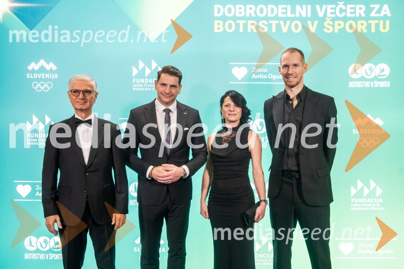 Dobrodelni večer OKS-ja z odbojkarjem Tinetom Urnautom
