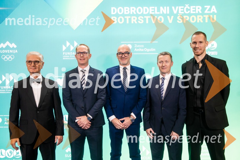 Dobrodelni večer OKS-ja z odbojkarjem Tinetom Urnautom